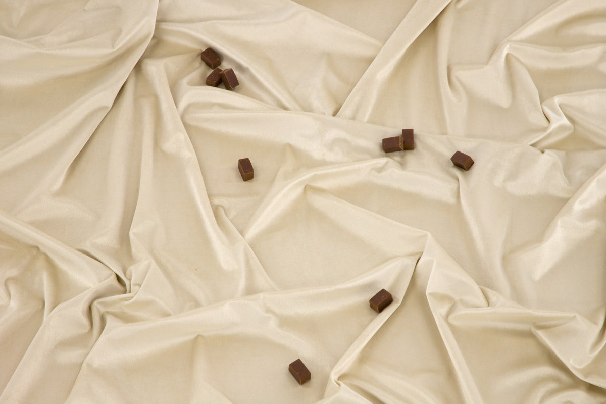 Mary Vorhang 250 x 135