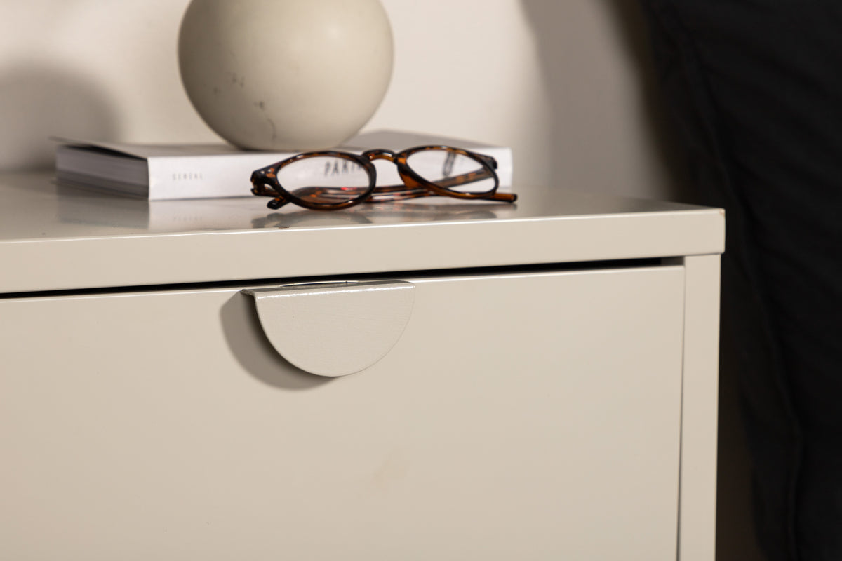 Piring Nachttisch 40 x 60 x 45