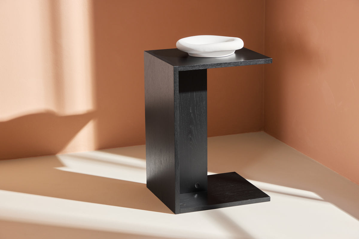 Juni Couchtisch 58 x 35 Schwarz