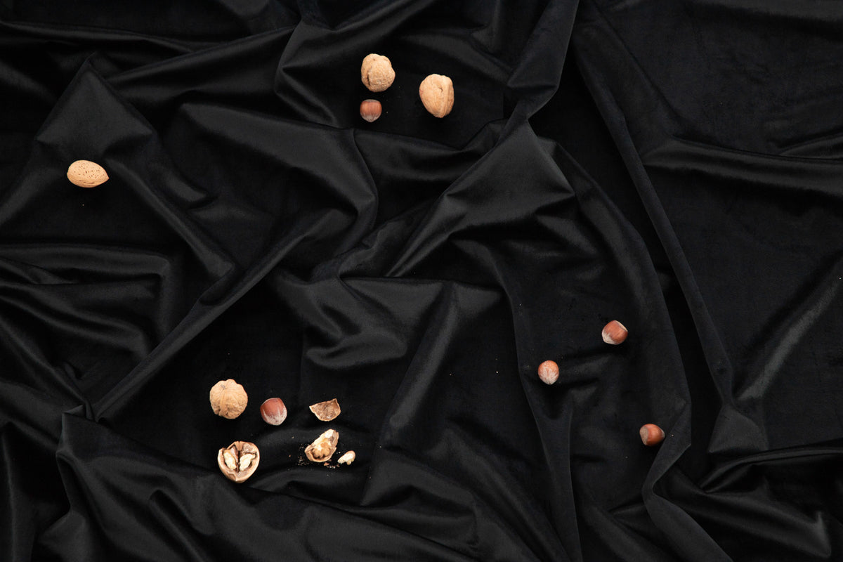 Mary Vorhang 250 x 135