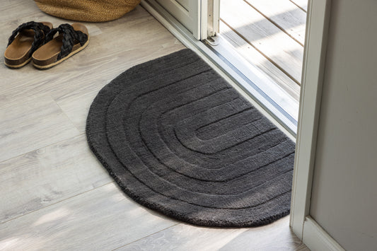 Nora Ovaler Teppich 80 x 50 Schwarz