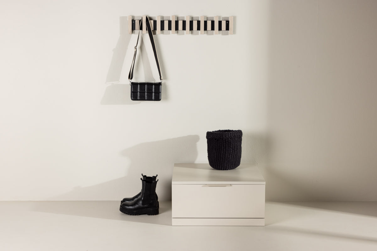 Schöne Kommode 60 x 29 x 60