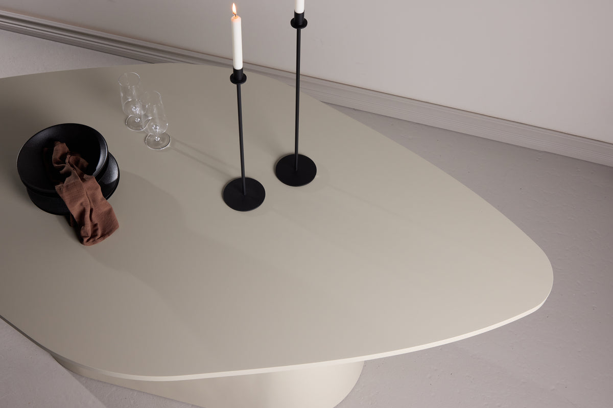 Diamond Oval Esstisch 210 x 110 Beige