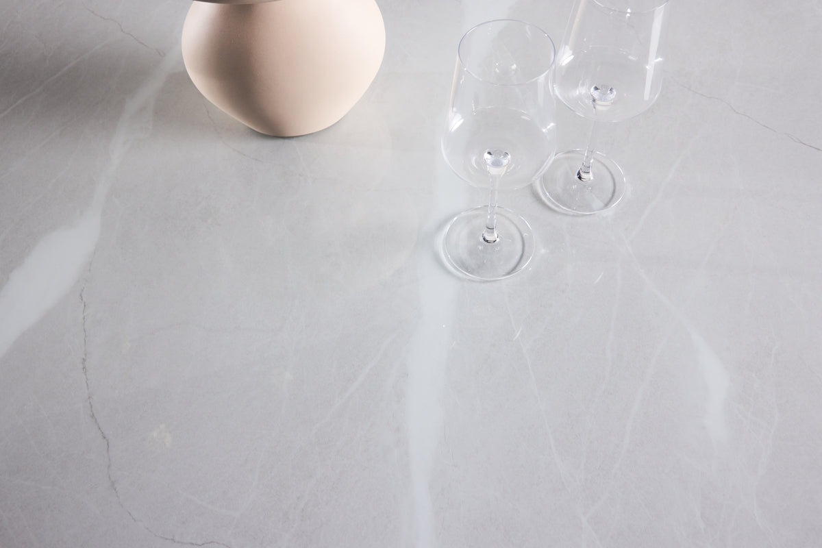 Härön Runder Esstisch 120 cm Weiß